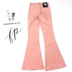 🌸SANDRINE ROSE X FREE PEOPLE SUPER FLARE JEANS IN PETAL PINK 24